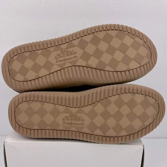 DEARFOAMS, MEN’S INDOOR/OUTDOOR WARM SLIPPERS, BROWN COLOR US SIZE 7-8, EU 40-41 - Picture 11 of 12